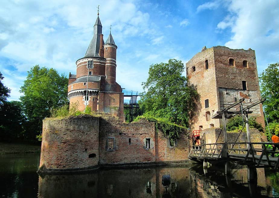 Duurstede Castle By http://www.microtoerisme.nl Wikimedia Commons