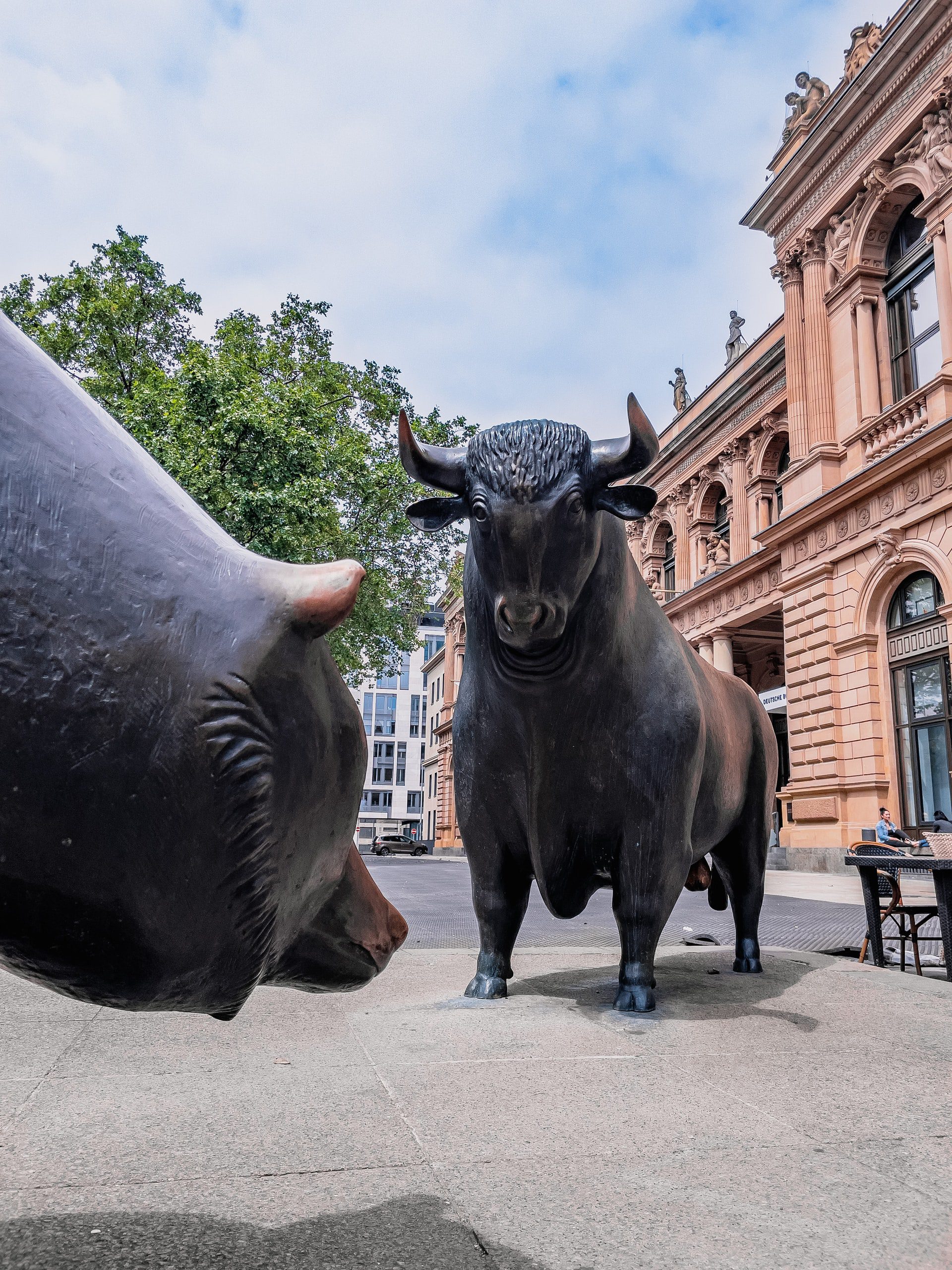 A bull statue 