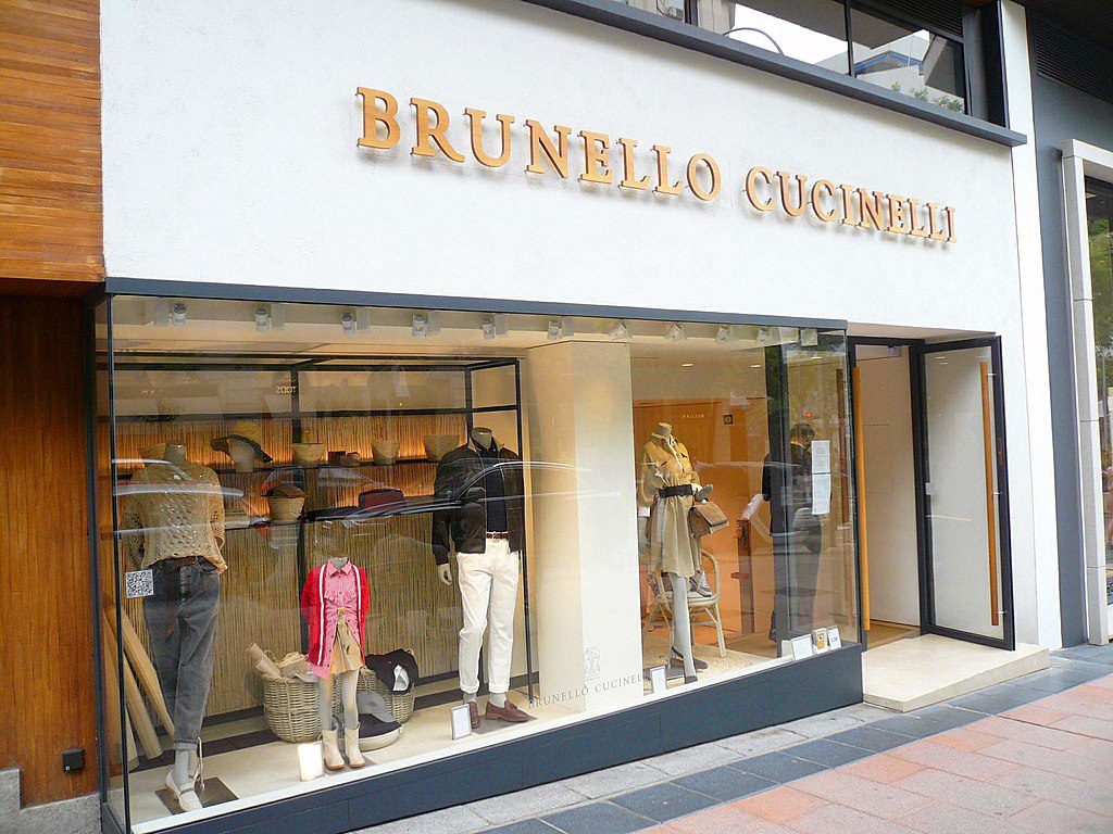 15 Best Italian Suit Stores for Men in Rome - Discover Walks Blog