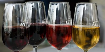 Colors of port wine