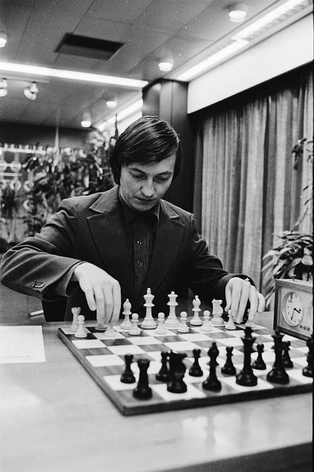 Anatoly Karpov Tournaments and Matches 1969-1980 , Miniature Chess Book  Russia