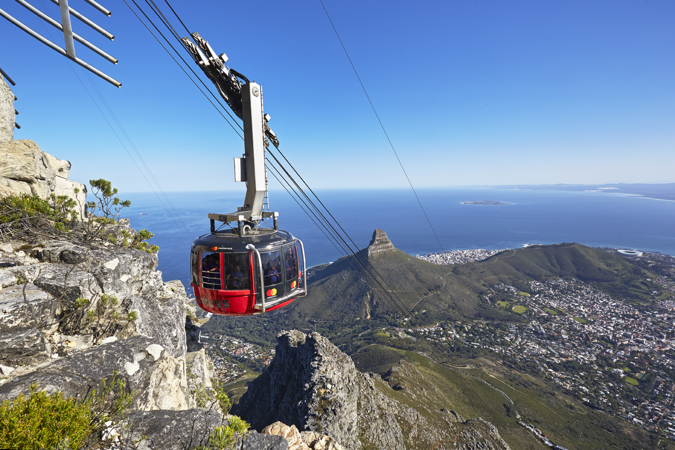 manifestation Sind spredning Top 10 Outstanding Facts about the Table Mountain Aerial Cableway -  Discover Walks Blog