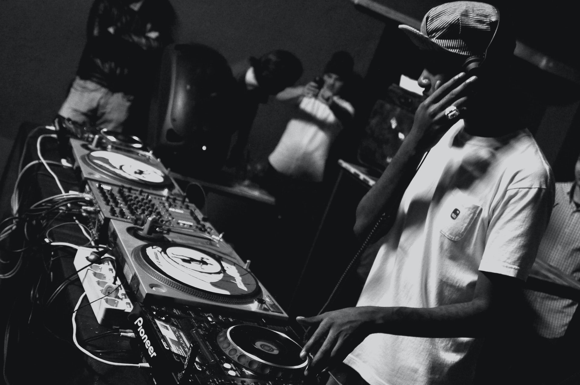DJ in the club