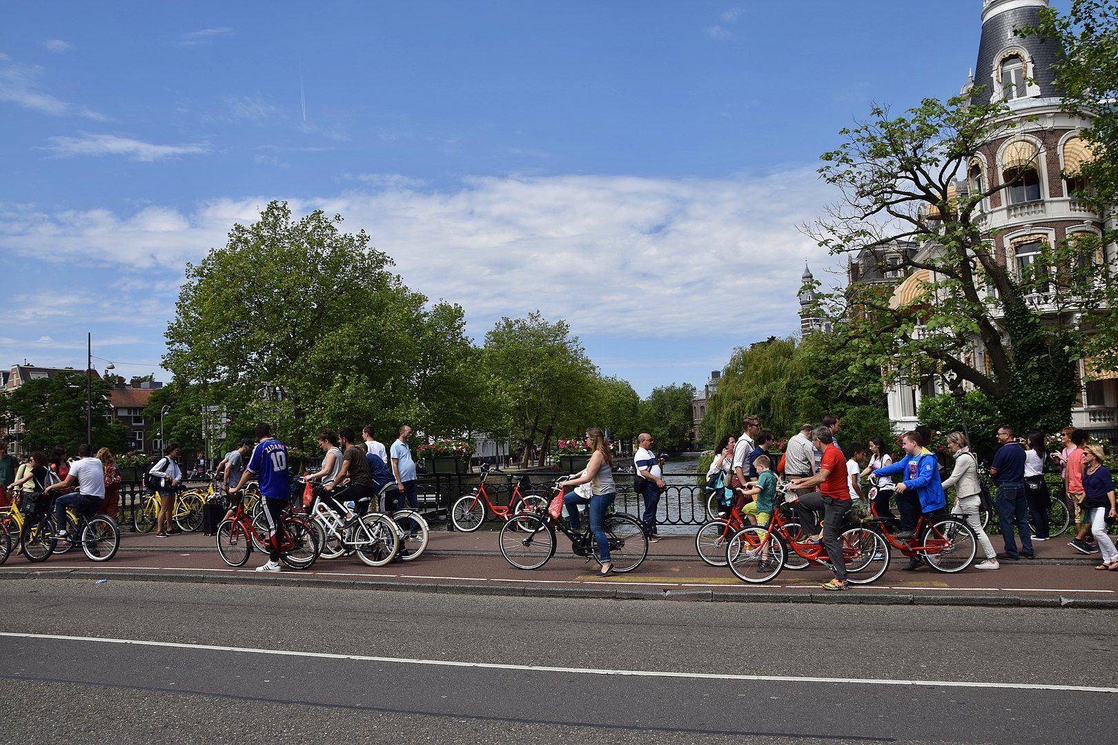 best bike tour amsterdam