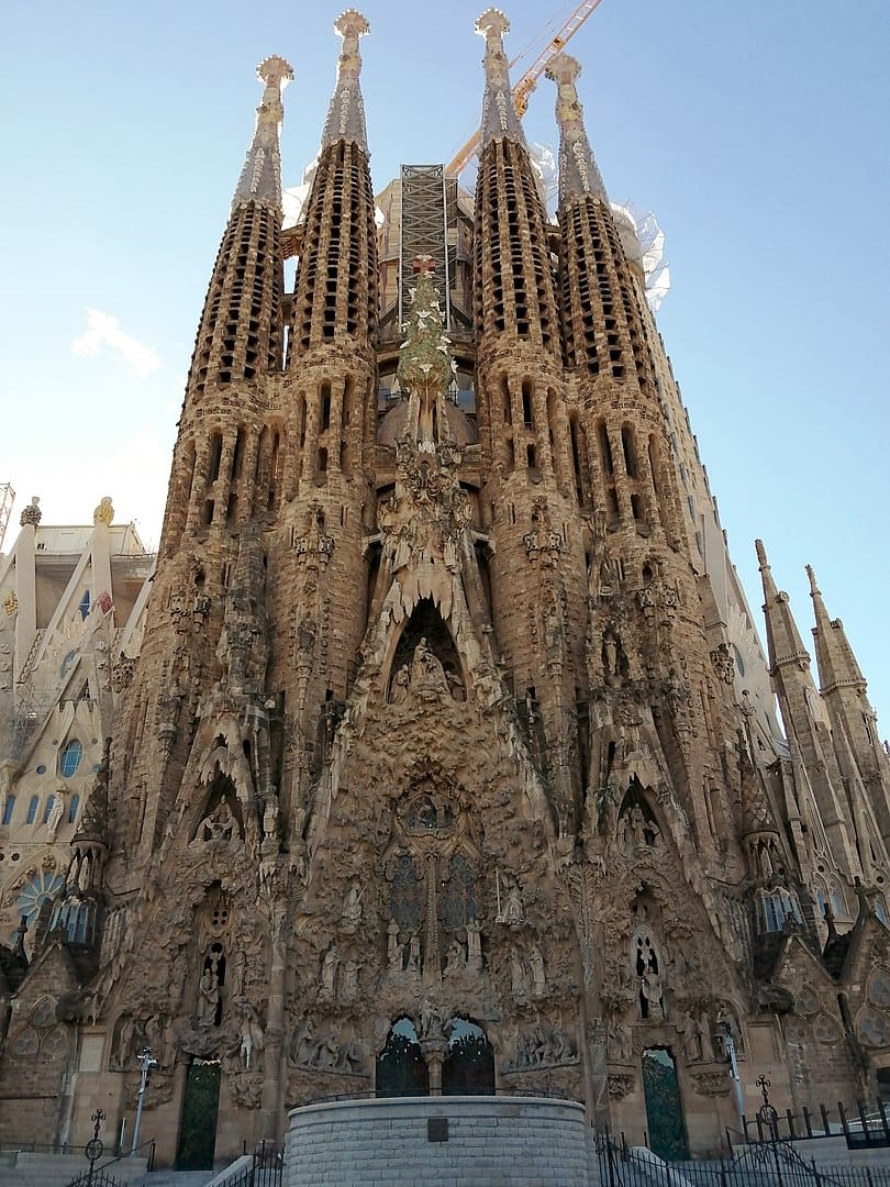10 Most Iconic Churches in Barcelona - Discover Walks Blog