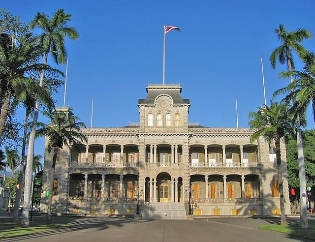 some tourist attractions in hawaii