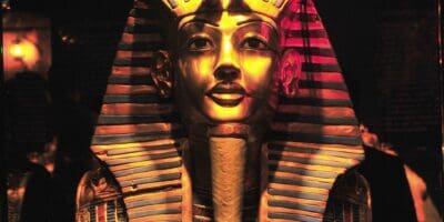15 Surprising Facts About Traditional Egyptian Clothing