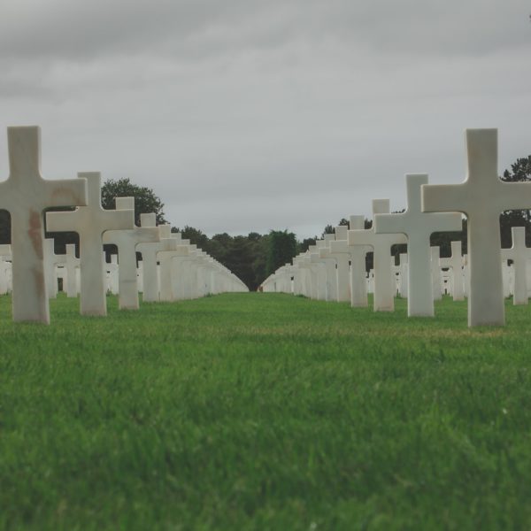 A cemetry by Diane Picchiottino - Unsplash